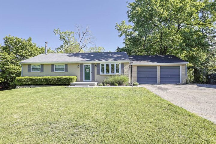 Property Photo:  5310 E Kemper Road  OH 45241 