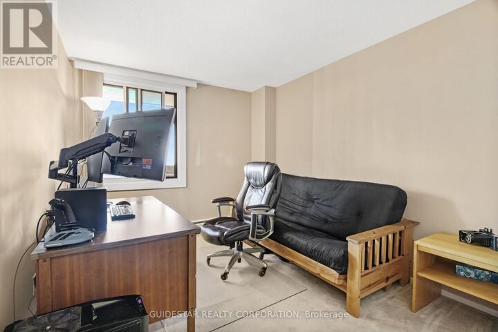 Property Photo:  1171 Ambleside Drive 1906  ON K2B 8E1 