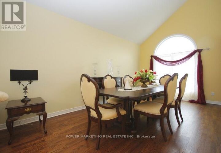 Property Photo:  154 Finn Court  ON K1V 2C8 