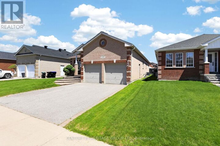 Property Photo: 58 Saint Avenue ON L3Z 3H7