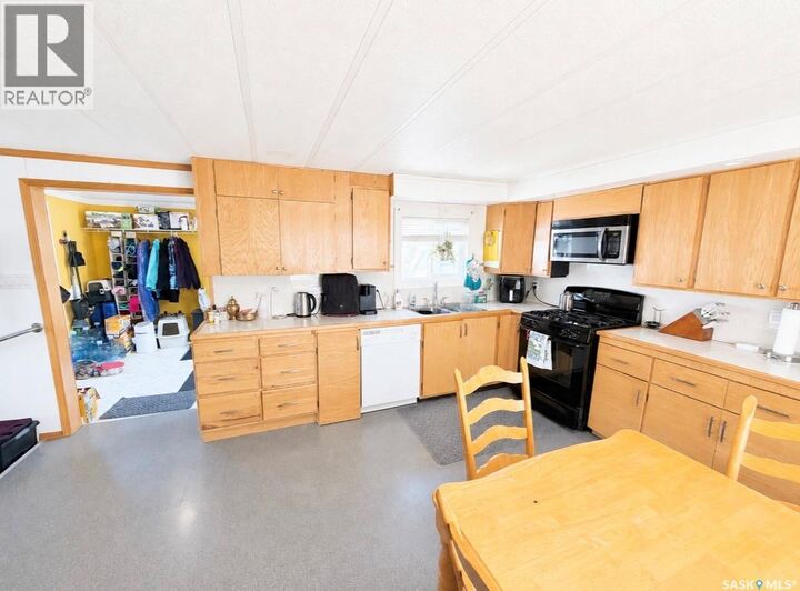 Property Photo:  509 Toews Street  SK S0H 3C0 