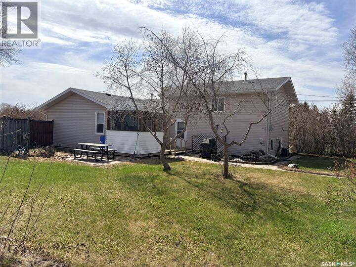 Property Photo:  62 Main Street  SK S0J 1M0 