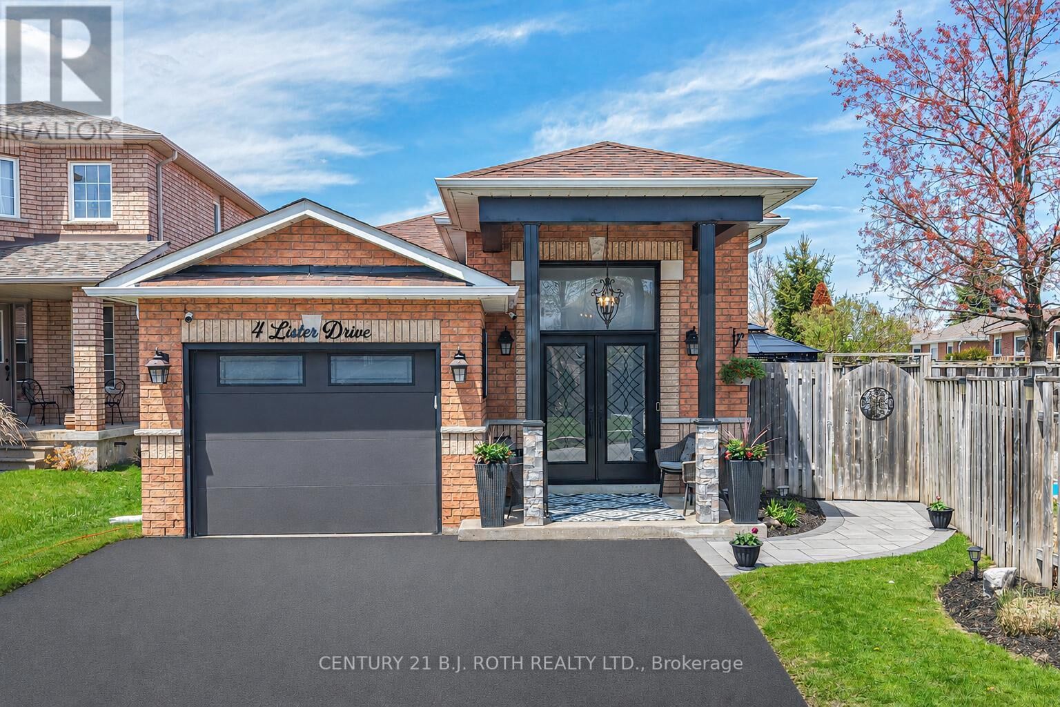 Property Photo:  4 Lister Drive  ON L4N 0L5 