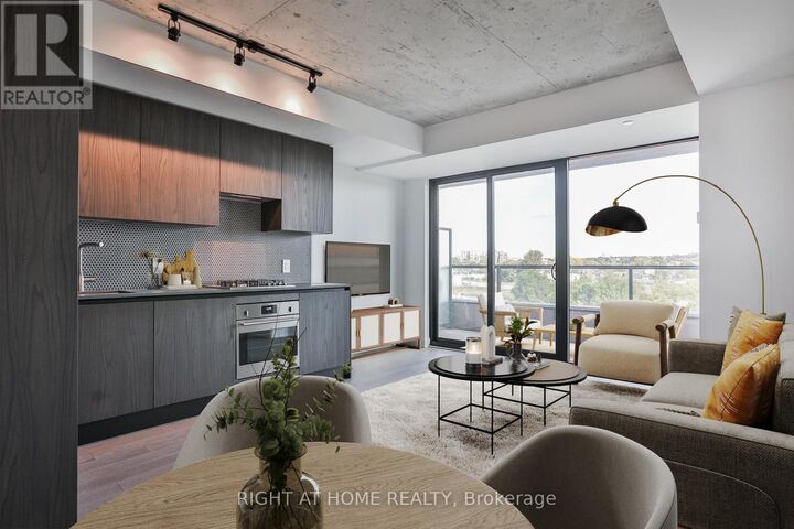 Property Photo:  2720 Dundas Street West 512  ON M6P 1Y2 