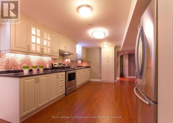 Property Photo:  900 Sommerville Terrace  ON L9T 5T9 