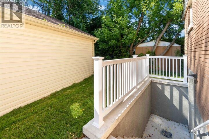 Property Photo:  67 Minto Street Lower  ON N7S 2R6 
