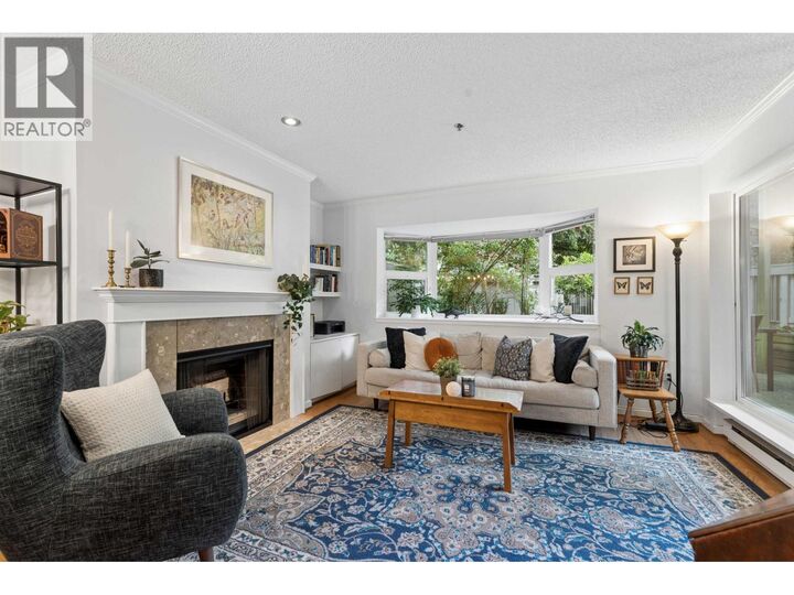Property Photo:  2256 West 7th Avenue 105  BC V6K 1Y2 