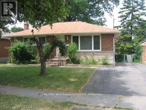 Property Photo:  71 Cedar Street Bsmt  ON N1G 1C4 