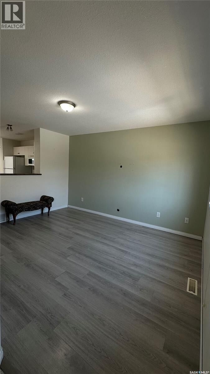 Property Photo:  13 1437 1st Street  SK S4A 2X5 