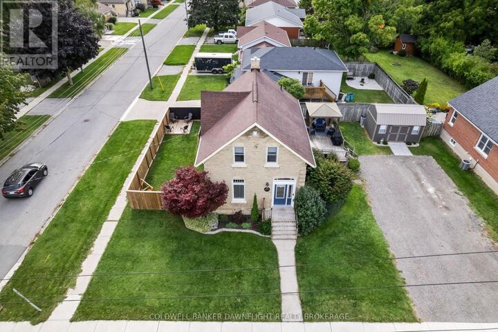 Property Photo:  383 William Street  ON N0M 1S2 