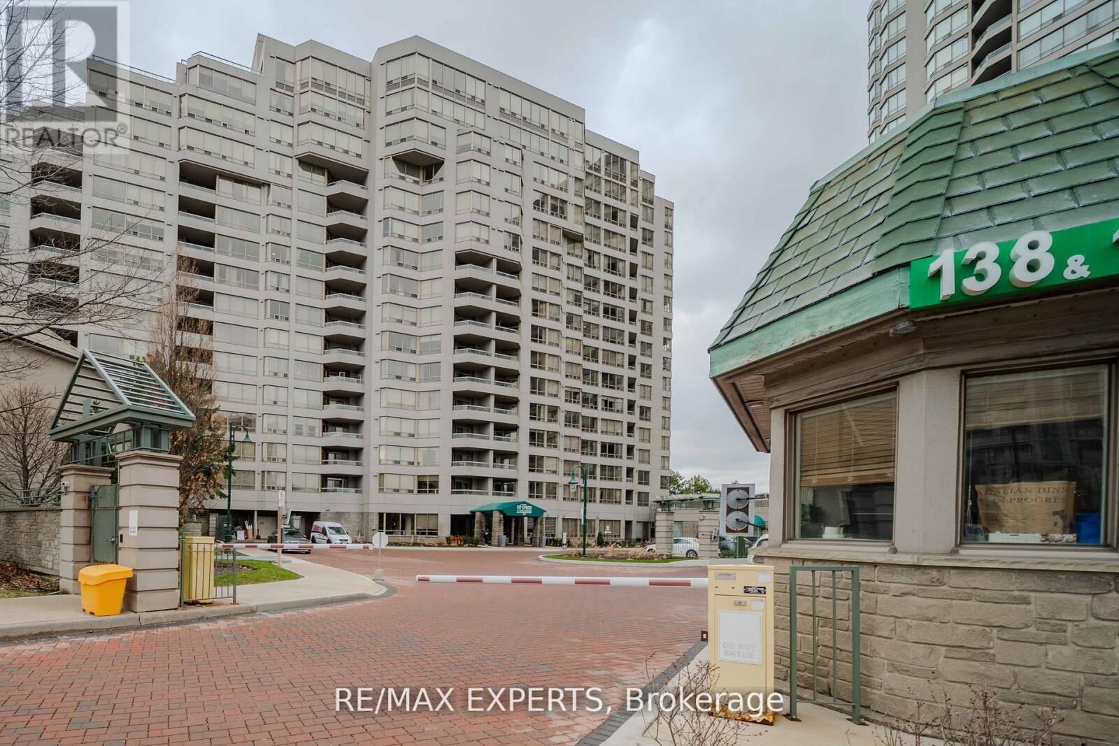 Property Photo:  138 Bonis Avenue 527  ON M1T 3V9 