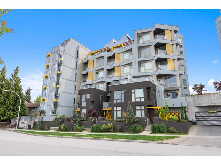 Property Photo:  32838 Landeau Place 414  BC V2S 0M6 