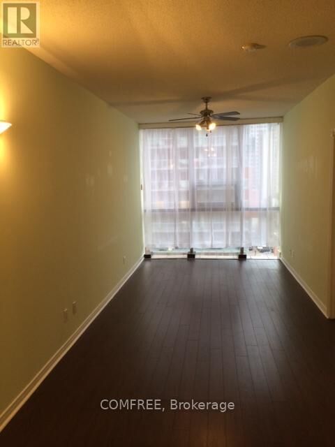Property Photo:  393 King Street West 807  ON M5V 3G8 