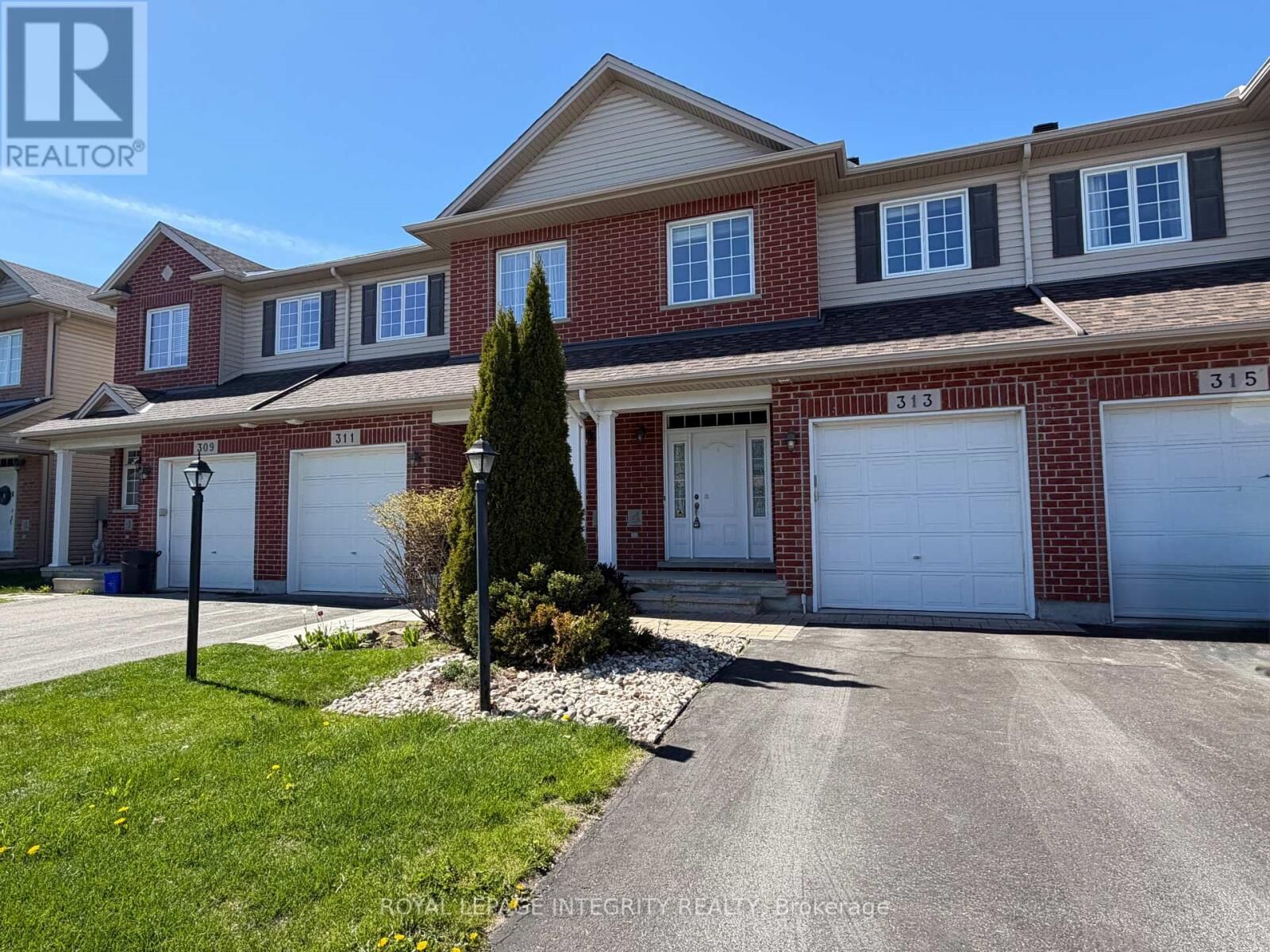 Property Photo:  313 Glenbrae Avenue  ON K2W 0B9 