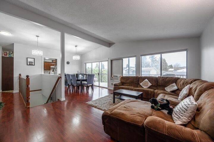 Property Photo: 3237 Atwater Crescent BC V2T 4L1