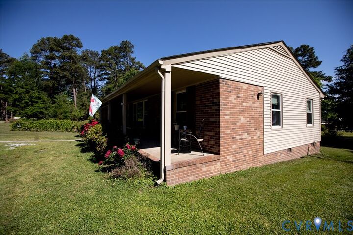 Property Photo:  719 E 6th Avenue  VA 23944 