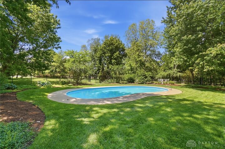 Property Photo:  8452 Primrose Way  OH 45068 