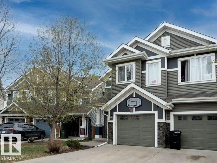 Property Photo: 7607 24 Avenue SW AB T6X 1S6
