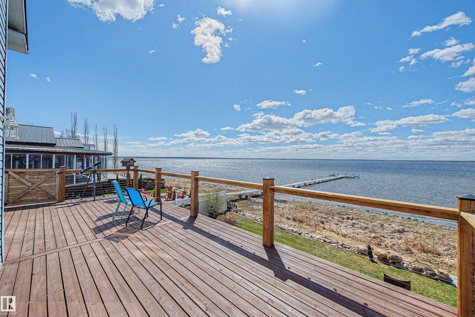 Property Photo: 720 7th Street AB T0E 1A0