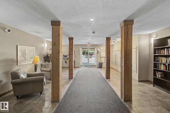 Property Photo:  278 Suder Greens Drive NW 204  AB T6T 6V6 