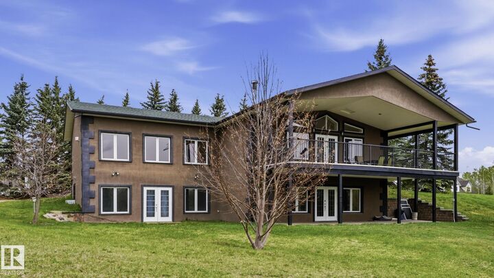 Property Photo: 52421 Rge Road 15 22 AB T7Z 2V6