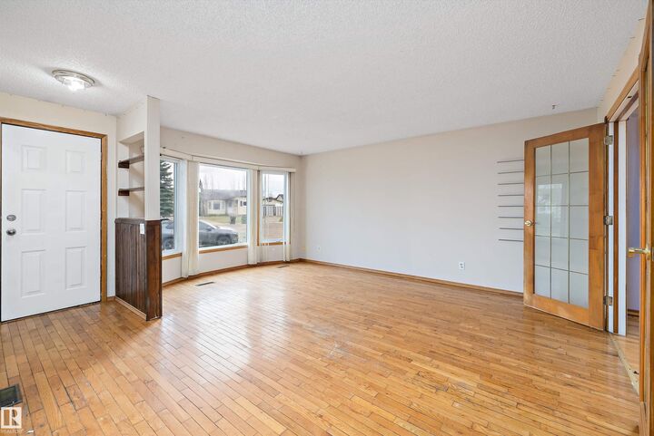 Property Photo:  4206 33 Avenue  AB T9E 6B7 