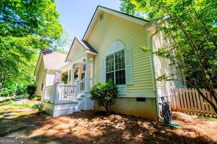 Property Photo:  7306 Melrose Court  GA 30180 