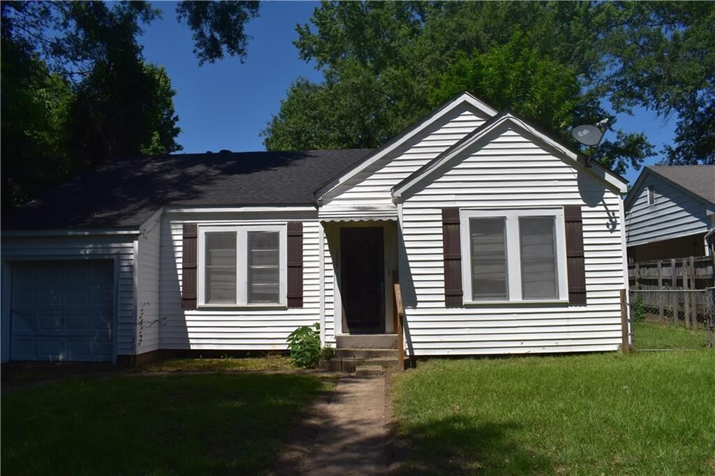 Property Photo:  1556 Berry Street  LA 71457 