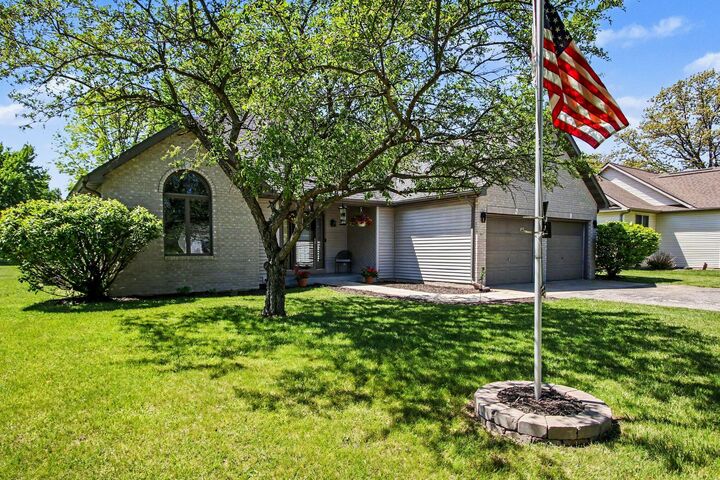 Property Photo:  907 E 12th Street  IN 46342 
