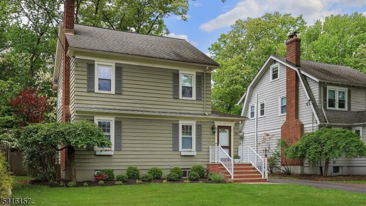 Property Photo:  288 Seneca Pl  NJ 07090 
