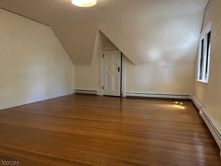Property Photo:  166 Gordonhurst Ave 3  NJ 07043 