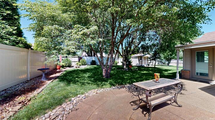 Property Photo:  4333 Brandywine Drive  IN 47630 