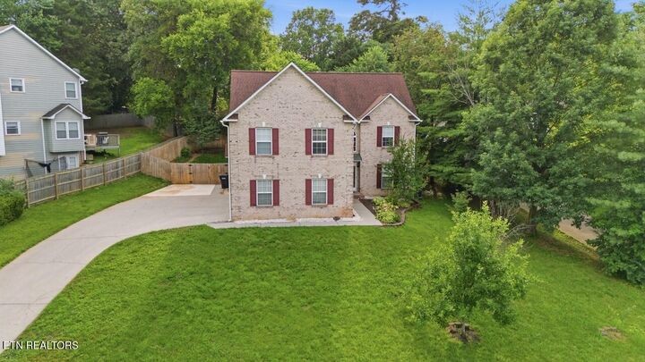 Property Photo: 1613 Scenic Valley Lane TN 37922