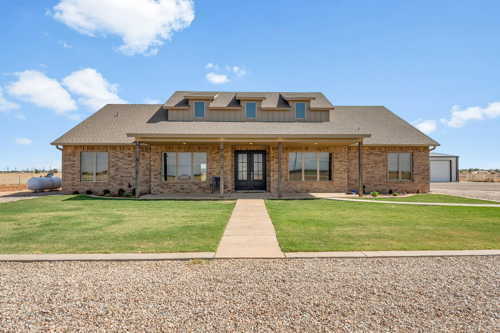 Property Photo: 7425 County Road 6500 TX 79416