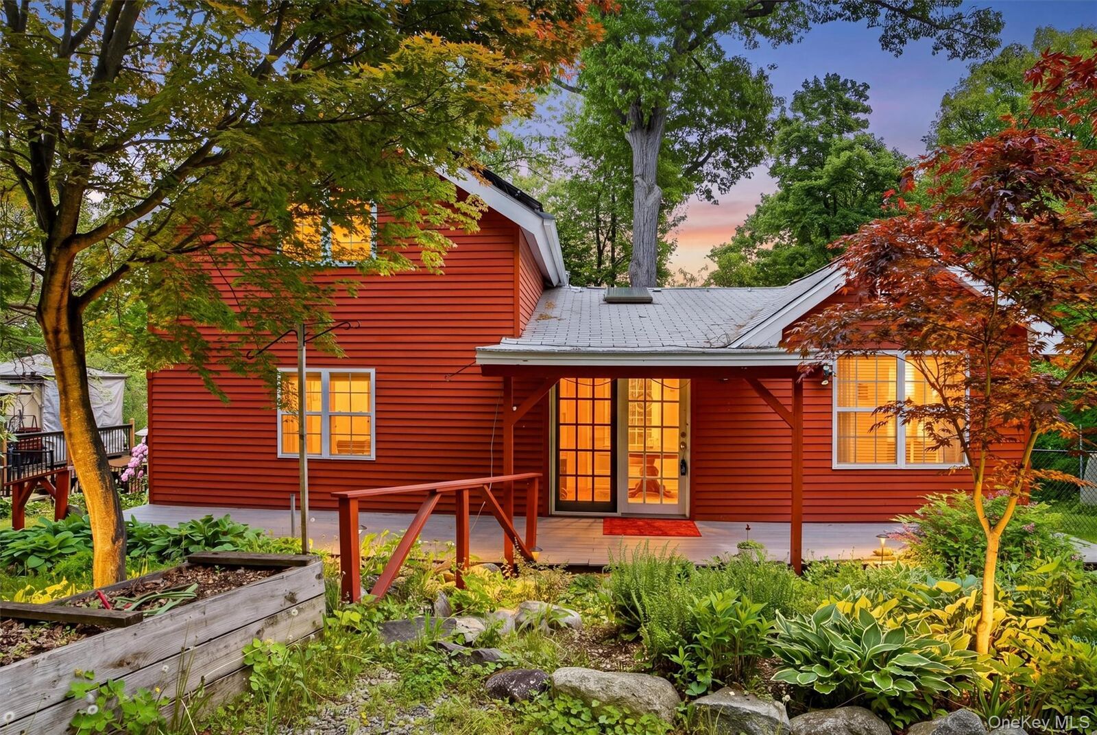 Property Photo:  37 Hollowbrook Lane  NY 10567 