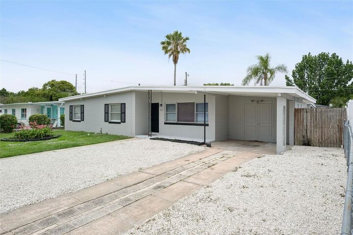 Property Photo:  7019 Alvina Way  FL 32822 