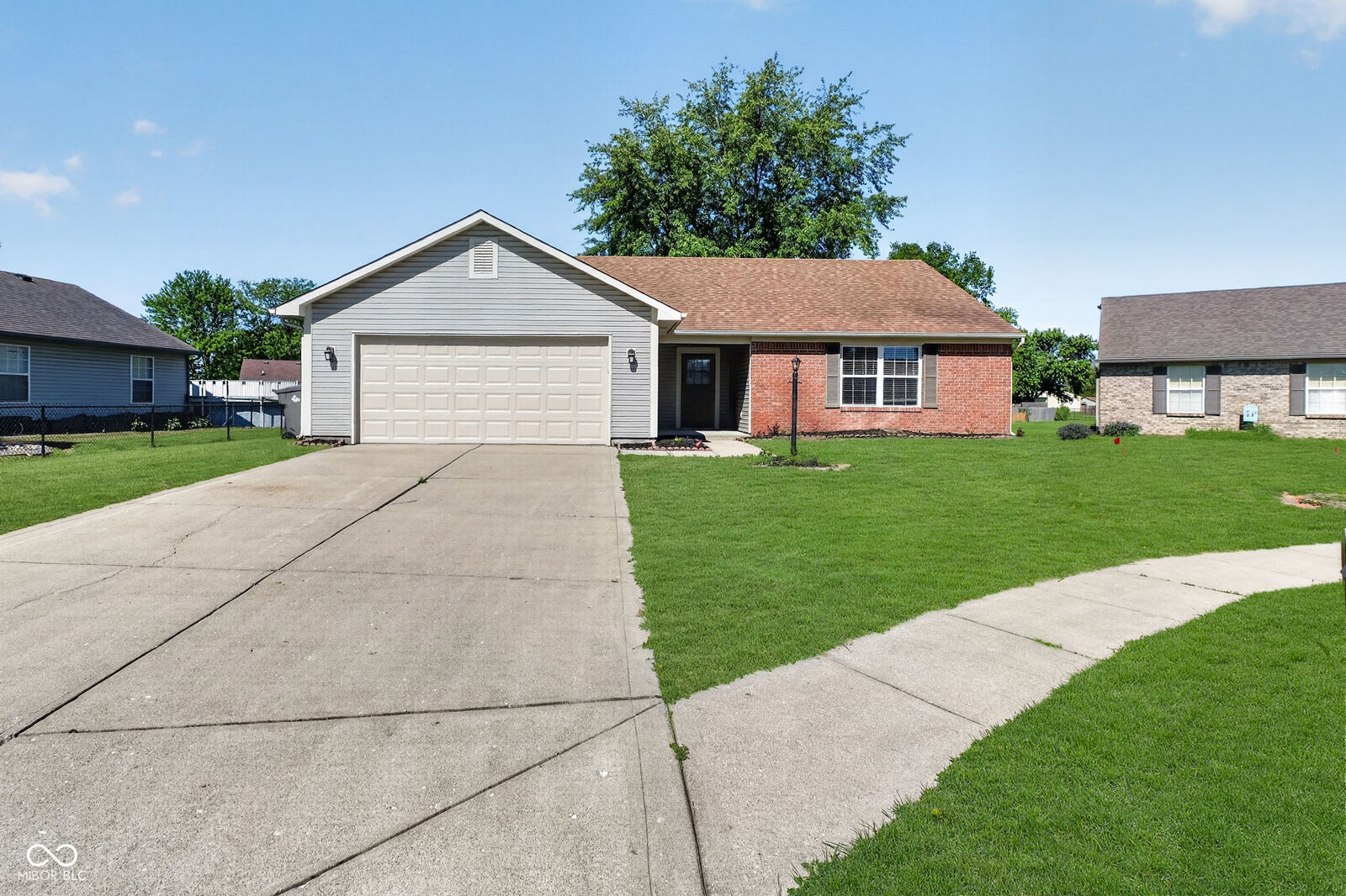 Property Photo:  4332 Churchman Court  IN 46237 