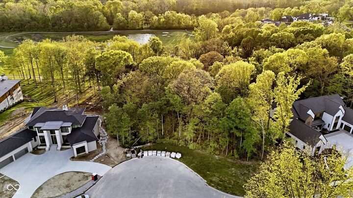 Property Photo:  4330 Elmscott Ridge  IN 46077 