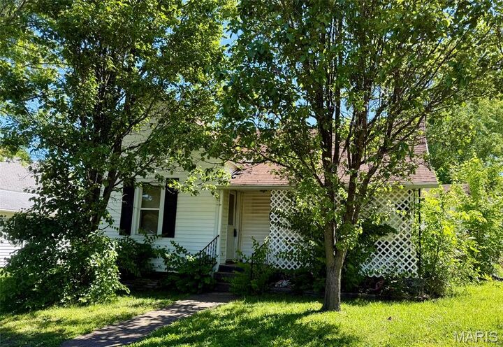 Property Photo:  412 Monroe Street  MO 63601 