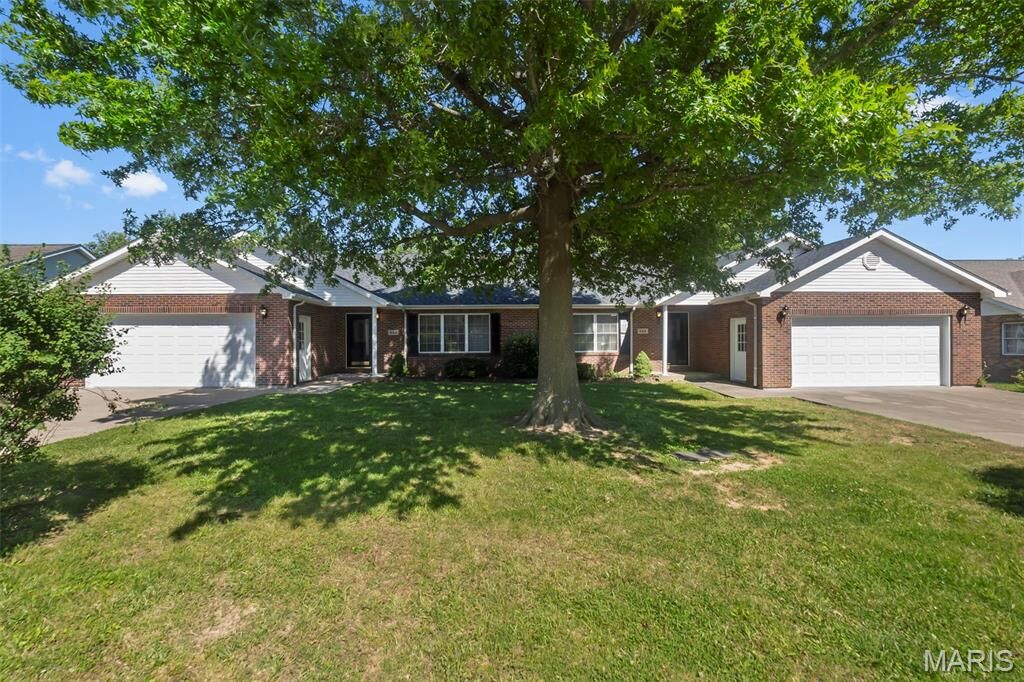 Property Photo:  846 &Amp 848 Aaron Drive  MO 63755 