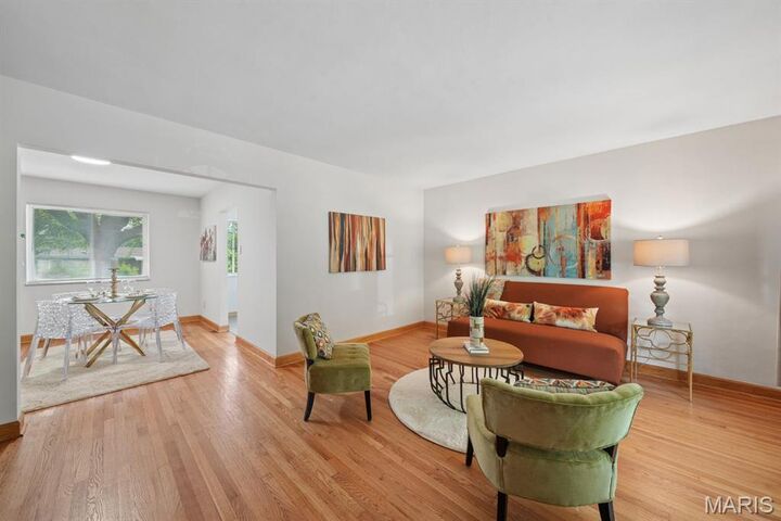 Property Photo:  310 Paul Avenue  MO 63031 