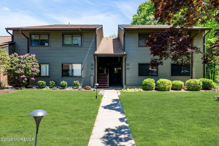 Property Photo:  34 Dickinson Court  NJ 07701 