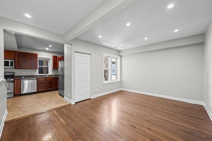 Property Photo: 9100 Lamon Avenue 1N IL 60077