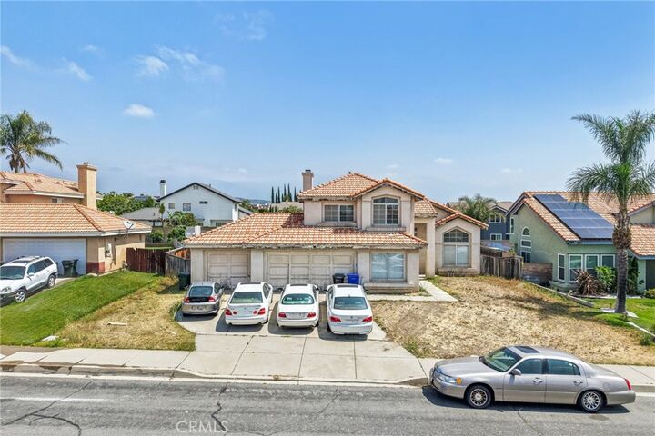 Property Photo:  2428 W Calle Celeste  CA 92377 
