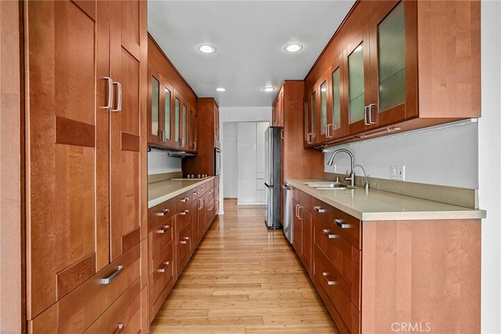 Property Photo:  2055 E Broadway 401  CA 90803 