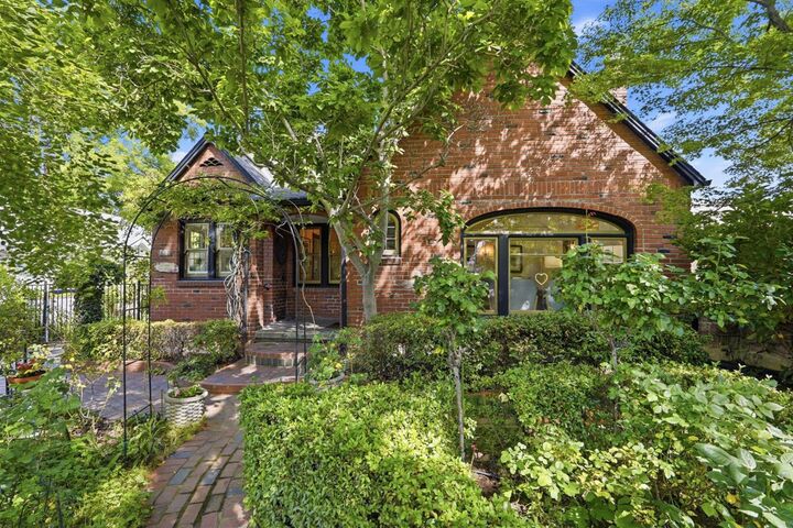 Property Photo:  433 41st Street  CA 95819 