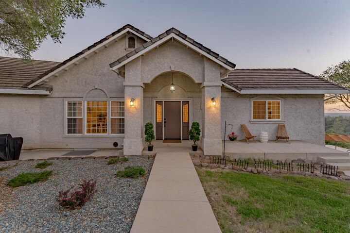 Property Photo:  15620 Meadowlark Lane  CA 95685 