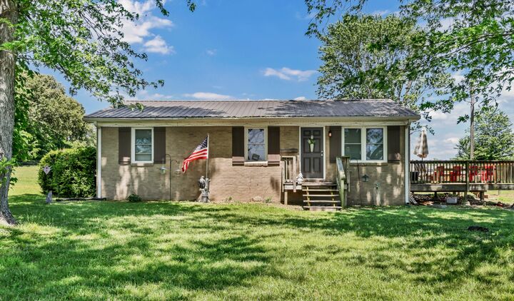 Property Photo: 1068 Hugh Hunter Rd KY 42262