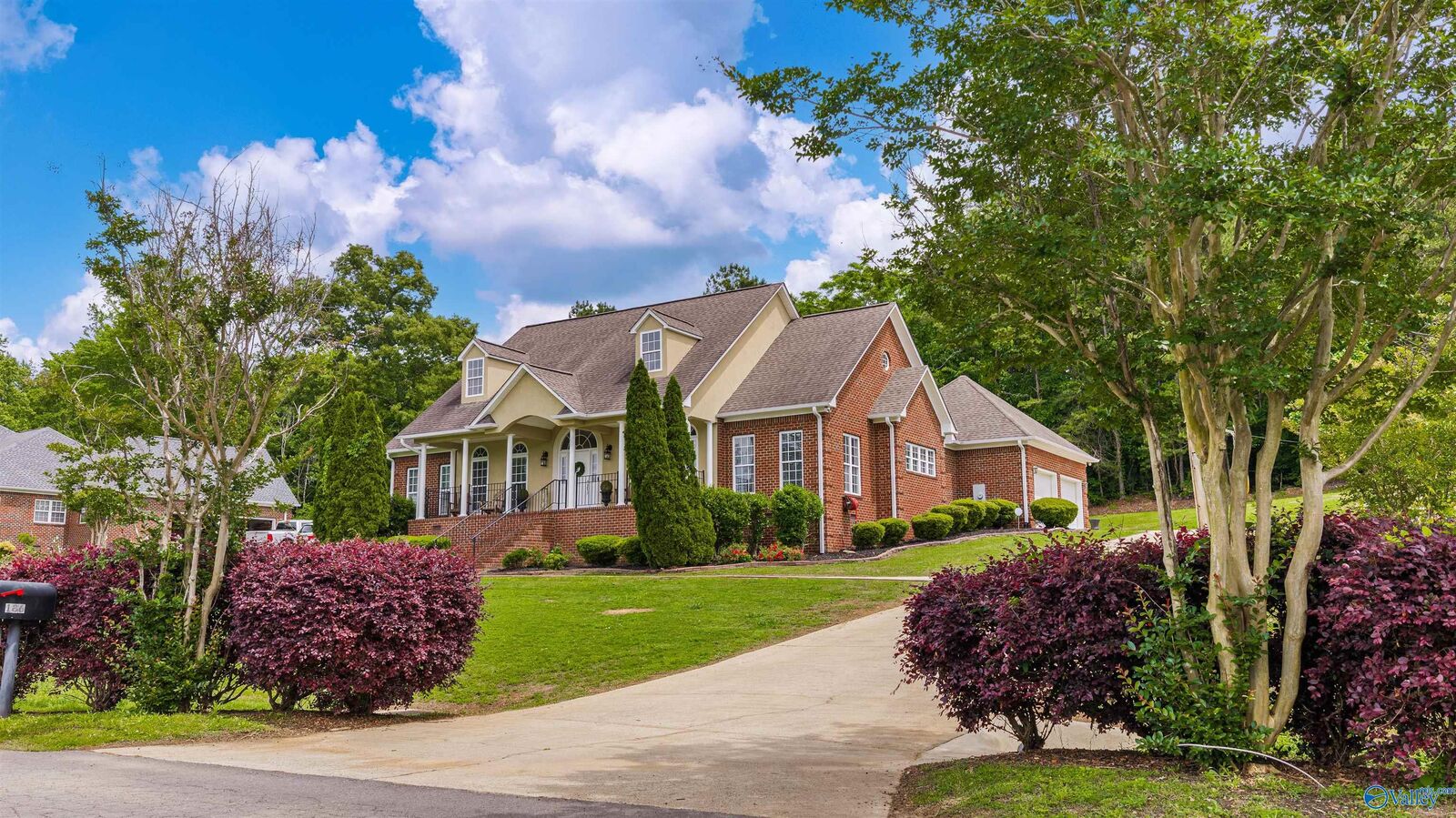 Property Photo:  186 County Road 1026  AL 35989 