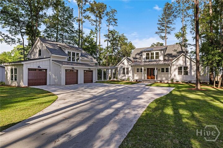 Property Photo:  114 Drifton Drive  GA 31419 